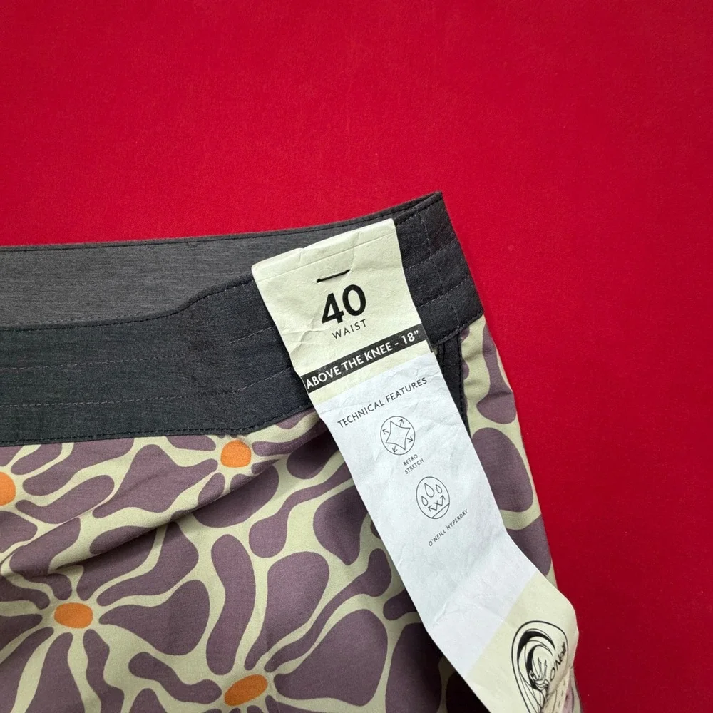 NWT SURF ONeill Mens OG Print Scallop Boardshorts Grape Floral Retro Stretch 40